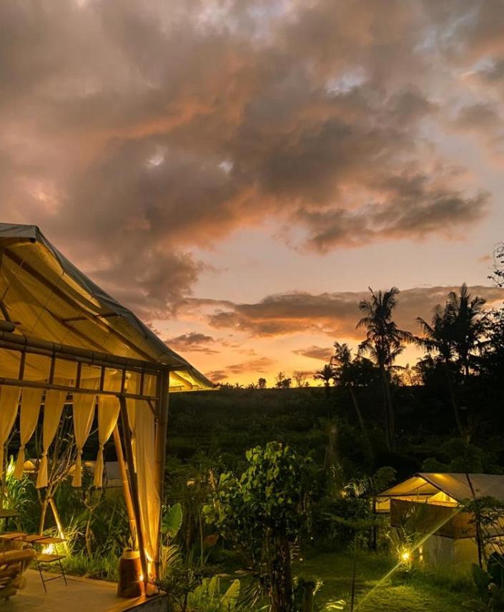Camani Glamping Hotel Karangasem Екстериор снимка