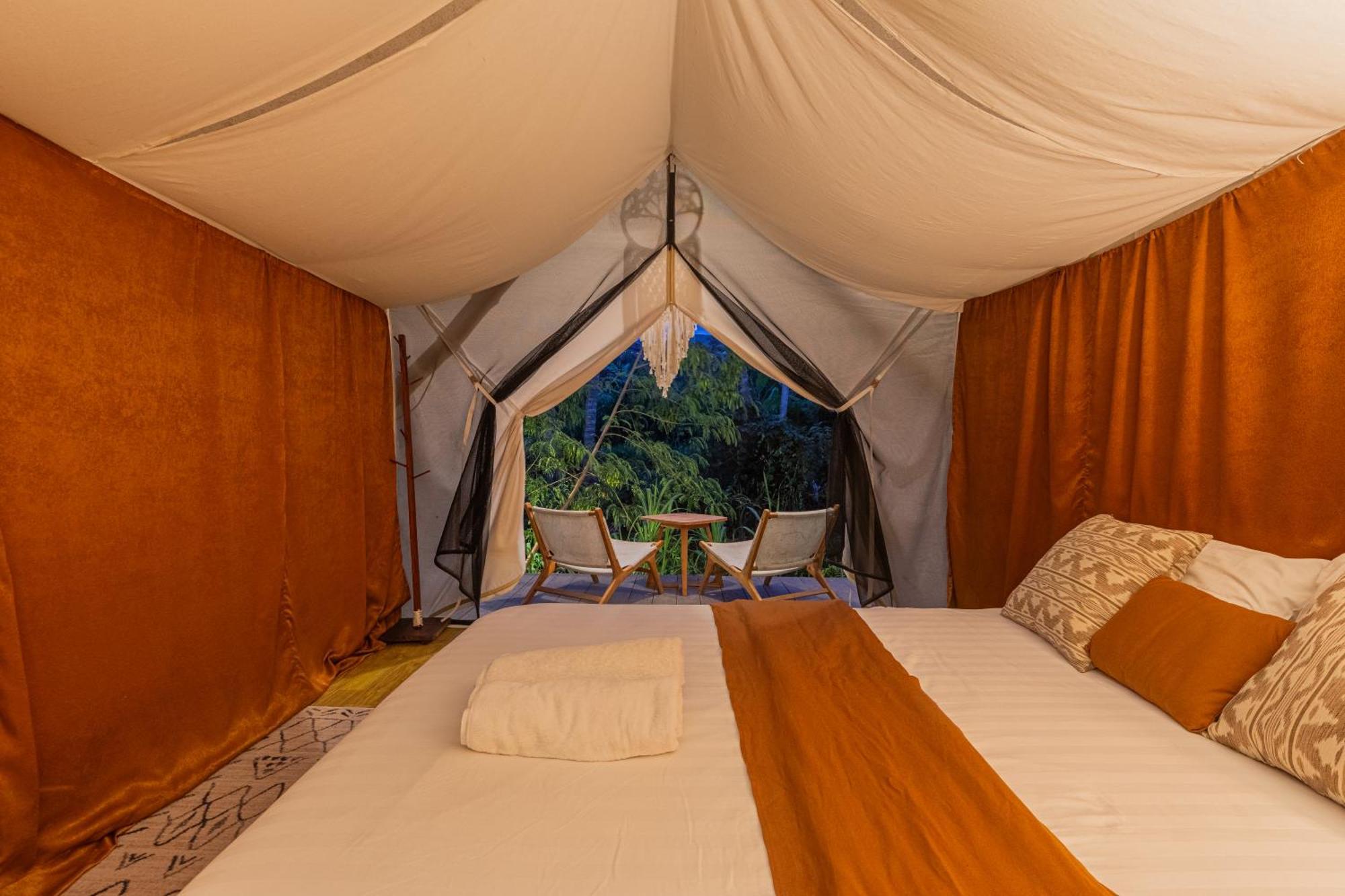 Camani Glamping Hotel Karangasem Екстериор снимка