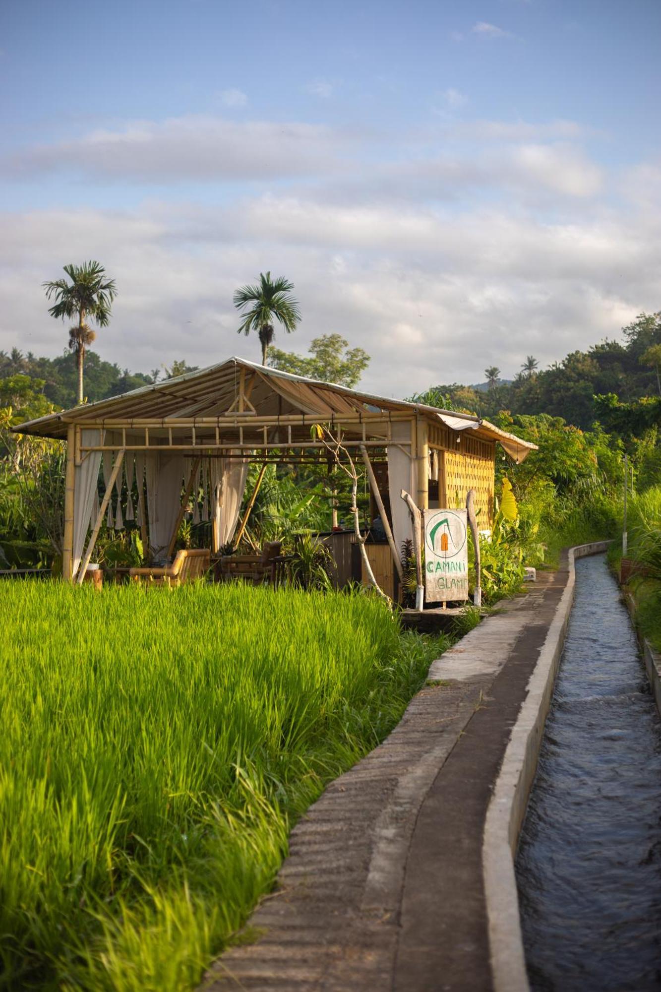 Camani Glamping Hotel Karangasem Екстериор снимка
