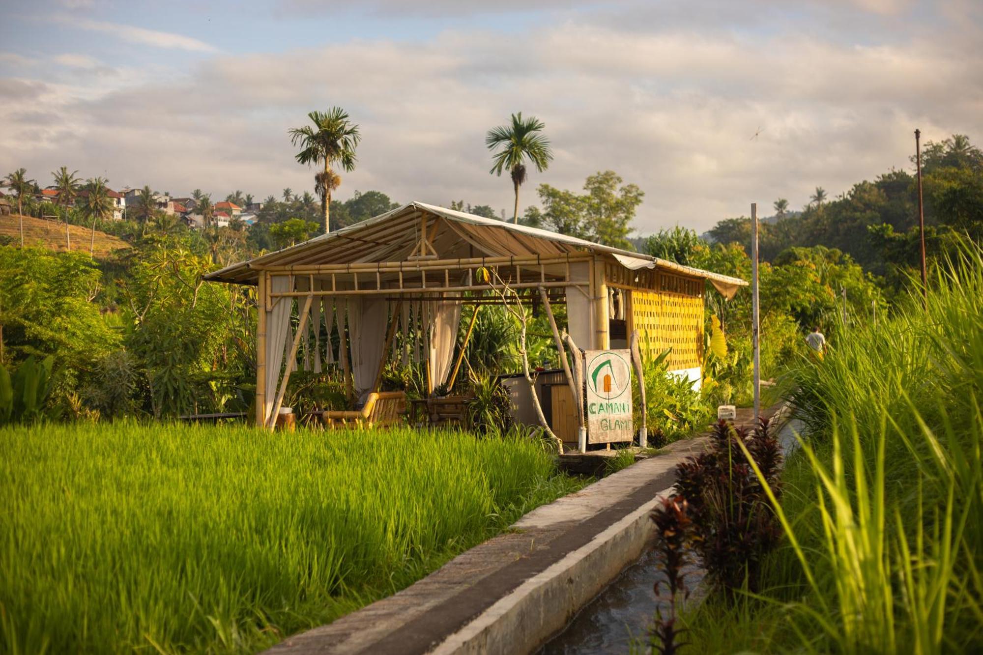 Camani Glamping Hotel Karangasem Екстериор снимка