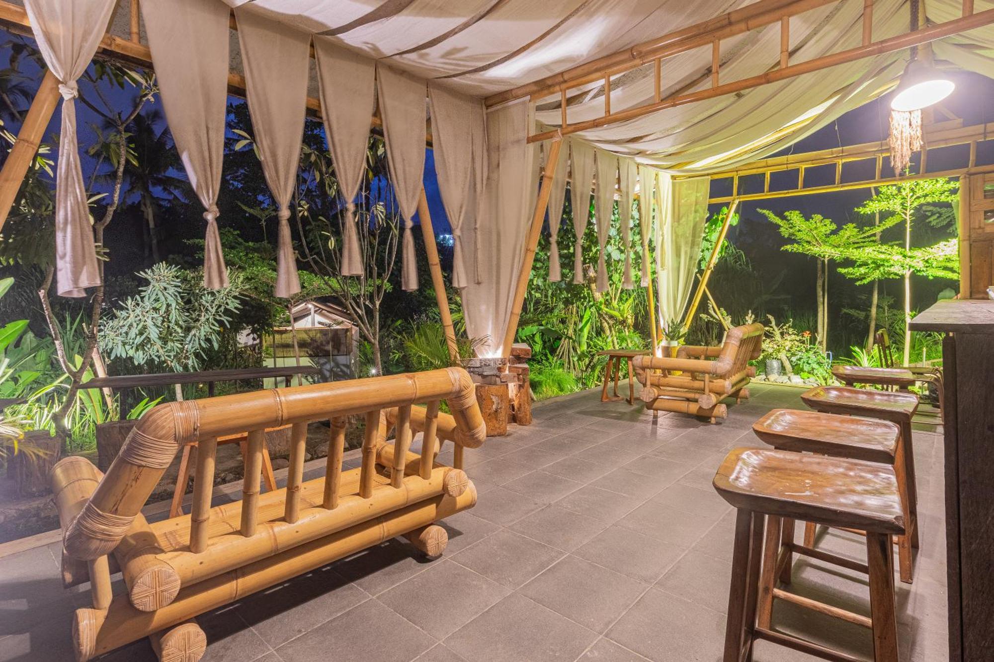 Camani Glamping Hotel Karangasem Екстериор снимка