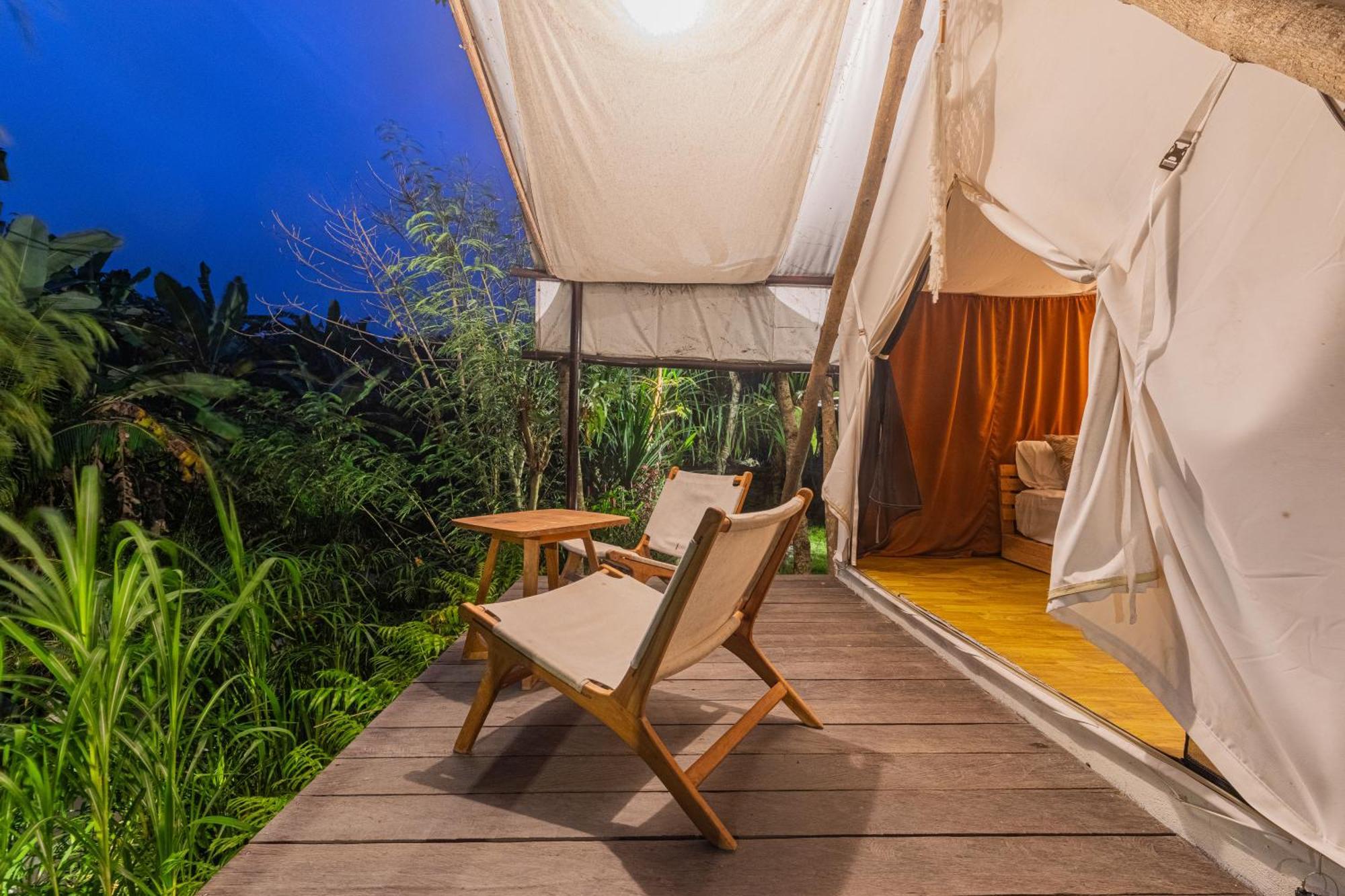 Camani Glamping Hotel Karangasem Стая снимка