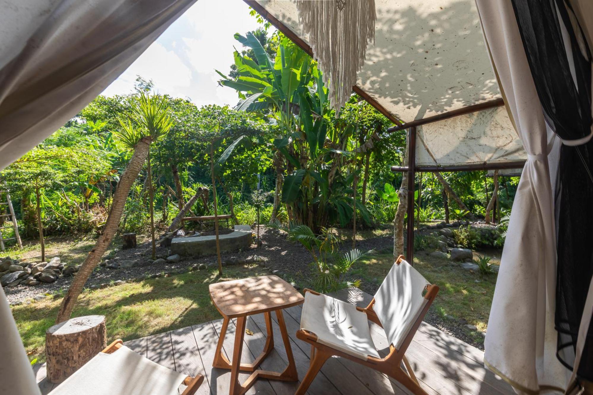 Camani Glamping Hotel Karangasem Стая снимка